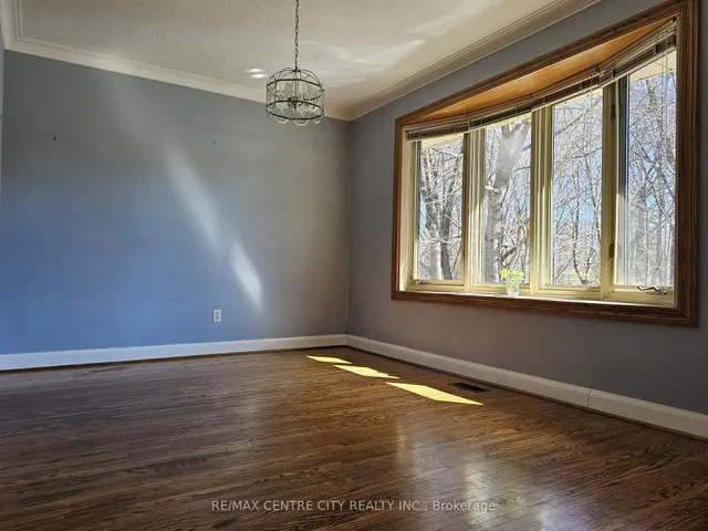 Additional image 8 of 274 Burnett Ave