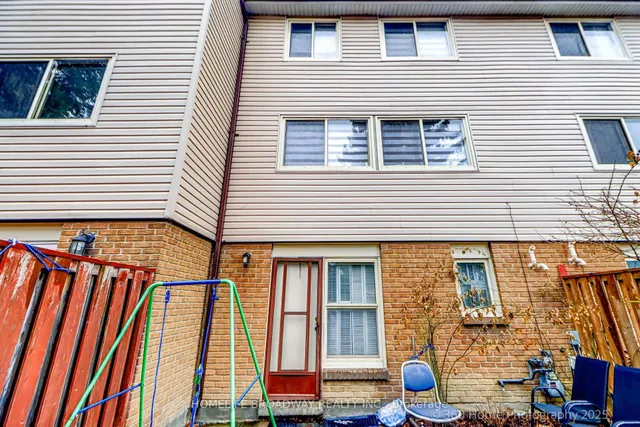 Additional image 6 of 51 Yellow Birch Way