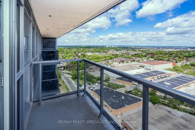 Additional image 20 of 151 Village Green Sq Unit 2710