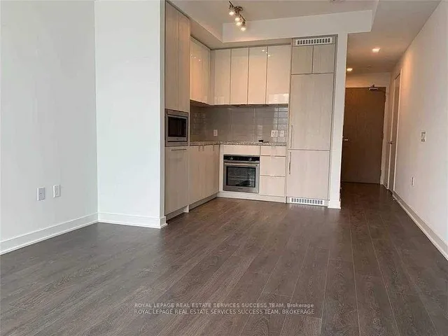 Additional image 3 of 125 Blue Jays Way Unit 4610