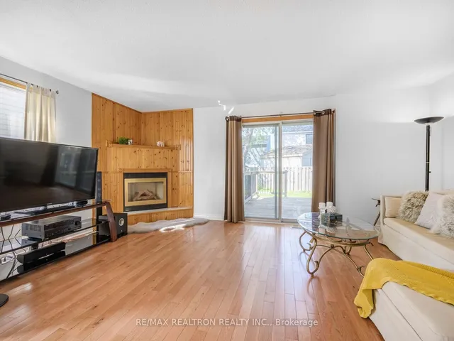 Additional image 2 of 15 Hughes Crt Crt