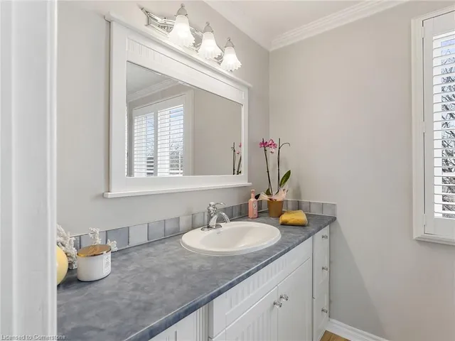 Additional image 27 of 173 Napoli Crt