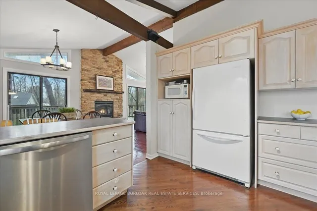 Additional image 14 of 768 King Rd