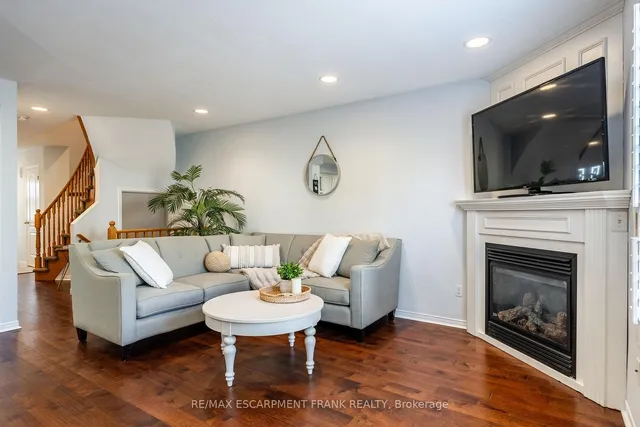 Additional image 10 of 83 Foxborough Dr