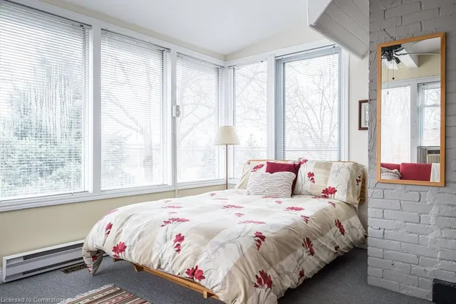 Additional image 32 of 62 Locke St