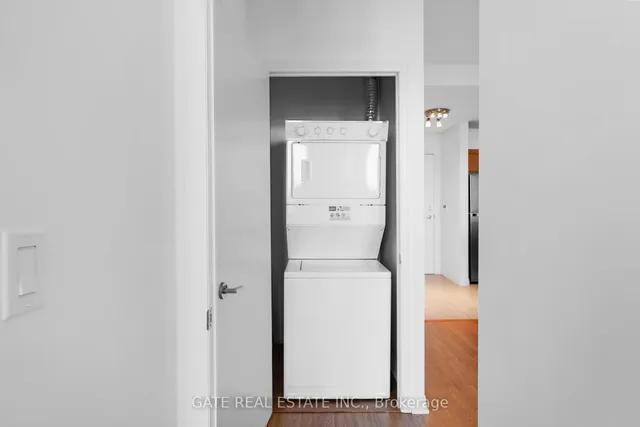 Additional image 30 of 38 Fontenay Crt Unit 1605