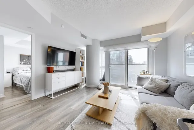 Additional image 21 of 87 Peter St Unit 1005
