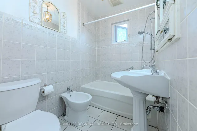 Additional image 34 of 236 Dovercourt Rd