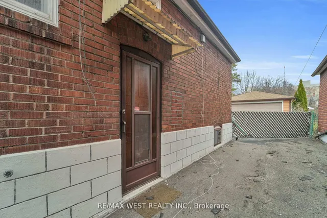 Additional image 29 of 661 Beresford Ave