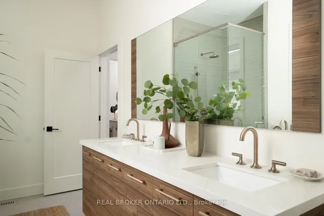 Additional image 16 of 170 The Kingsway N/A