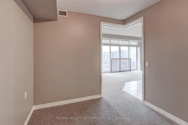 Additional image 5 of 200 Burnhamthorpe Rd Unit 1205