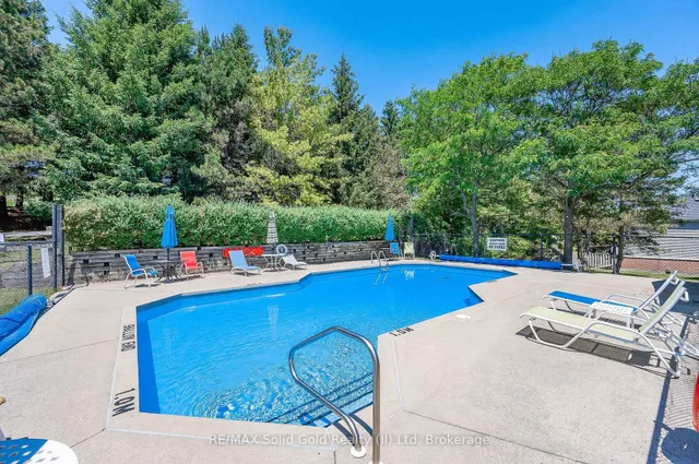 Additional image 39 of 5 Quinte Cres