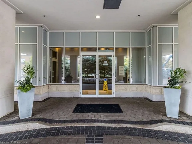 Additional image 3 of 3865 Lake Shore Blvd Unit 401