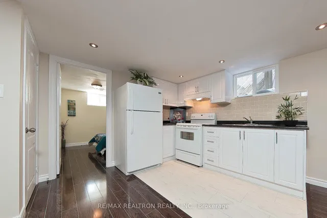 Additional image 17 of 12 Huntington Ave