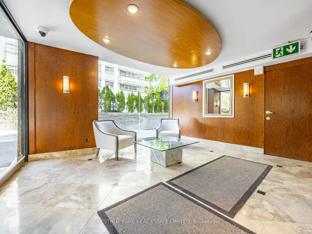 Additional image 3 of 423 Avenue Rd Unit 8