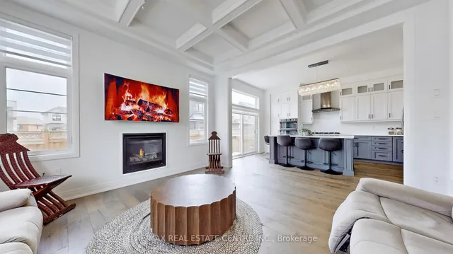 Additional image 9 of 1473 Varelas Passage