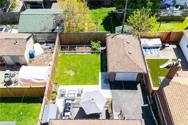 Additional image 43 of 105 Tragina Ave