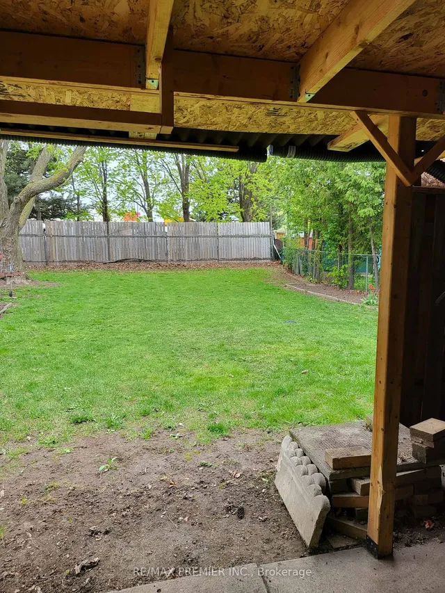 Additional image 22 of 53 Rosefair Cres