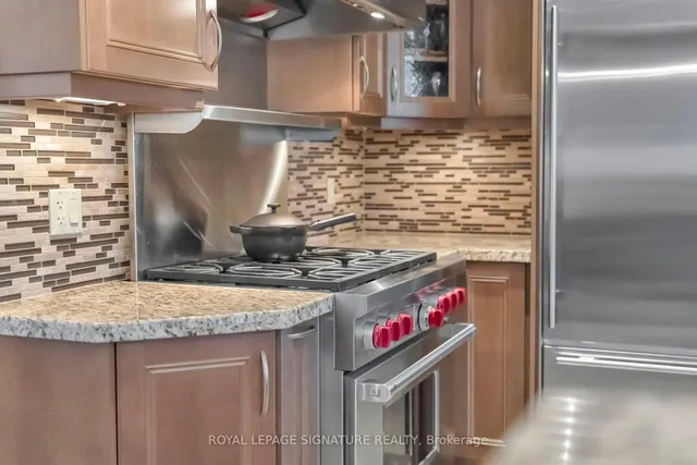 Additional image 12 of 2044 Kilbride St