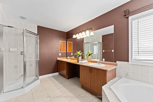 Additional image 24 of 14 Banks Dr