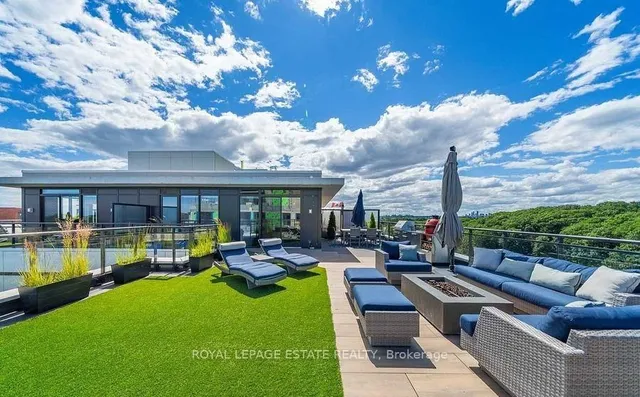 Additional image 20 of 630 Kingston Rd Unit PH-602