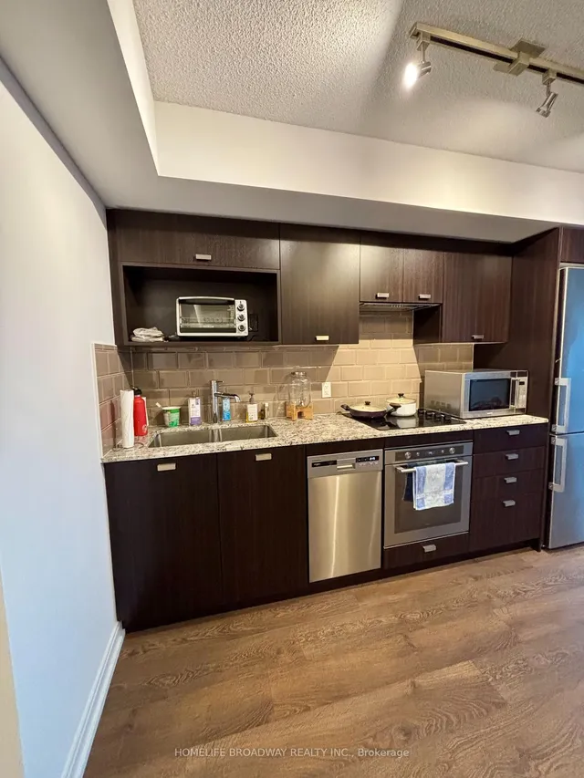 Additional image 9 of 275 Village Green Sq Unit 2718