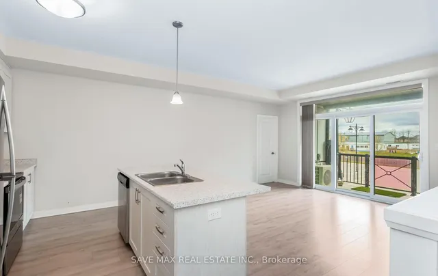 Additional image 4 of 155 Thomas Slee Dr Unit 2H