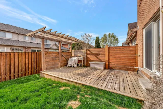 Additional image 25 of 646 Kerr Tr