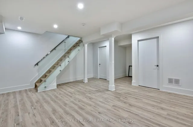 Additional image 33 of 253 Albany Ave