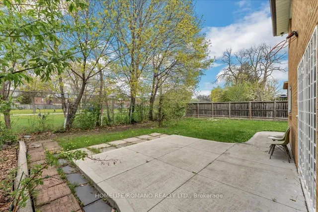 Additional image 45 of 43 Hoover Cres