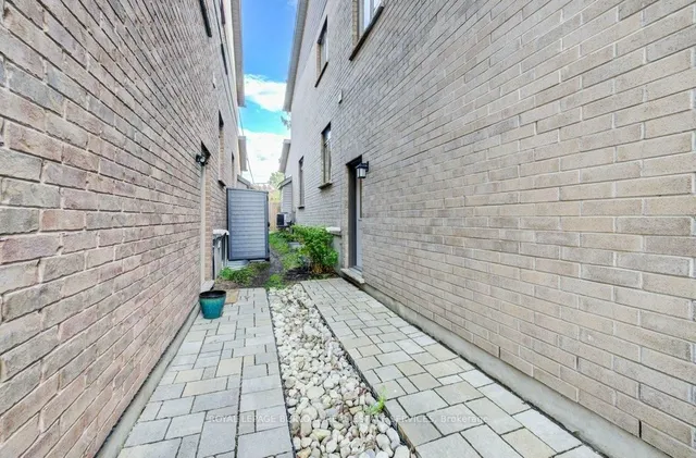 Additional image 37 of 123 Walter St