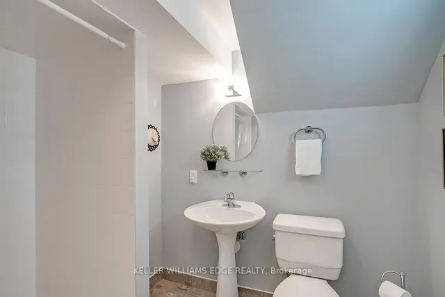 Additional image 31 of 652 Meadow Lane