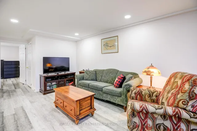 Additional image 13 of 71 Adis Ave