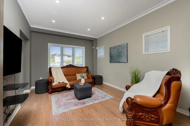 Additional image 11 of 1876 Stevington Cres