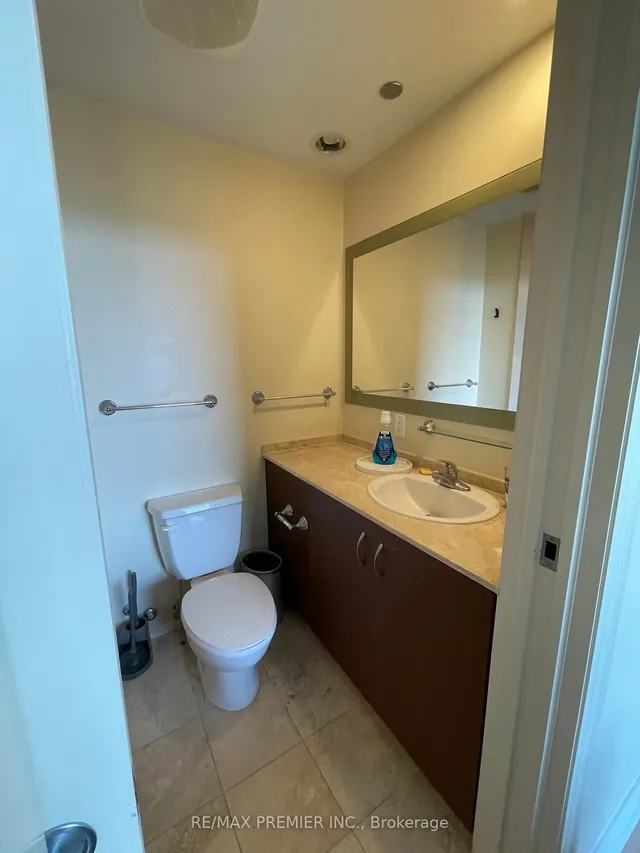 Additional image 9 of 1 King St Unit 2508