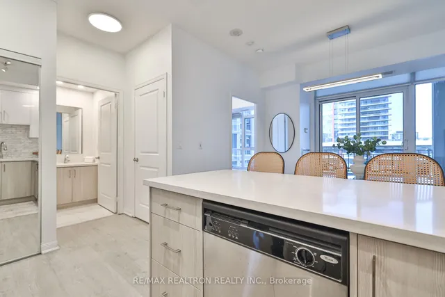 Additional image 5 of 21 Grand Magazine St Unit 710