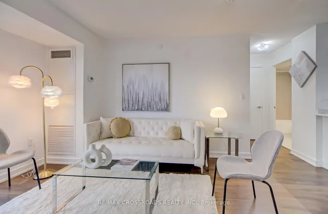 Additional image 6 of 1346 Danforth Rd Unit 214