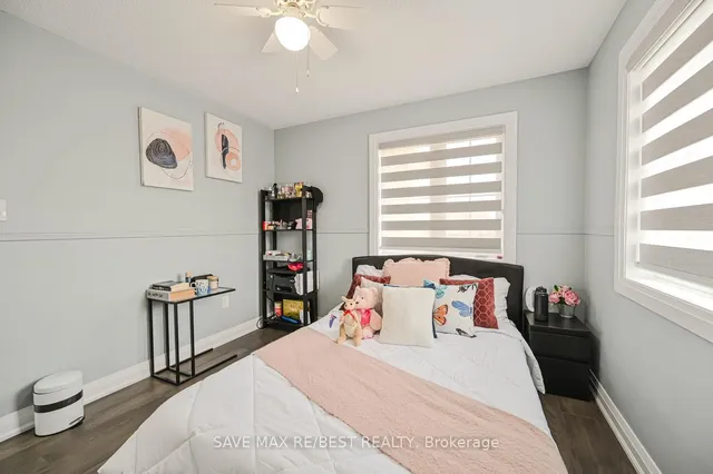 Additional image 35 of 29 Baccarat Cres