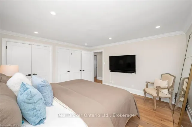 Additional image 23 of 614 Gayne Blvd