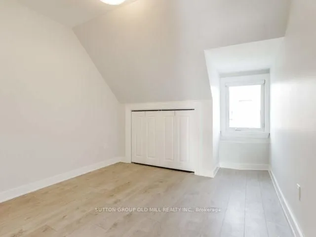 Additional image 45 of 17 Grafton Ave