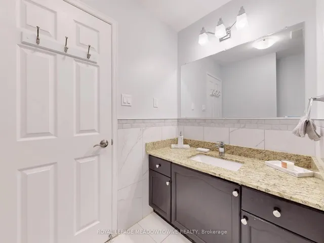 Additional image 30 of 152 Essling Ave