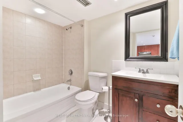 Additional image 12 of 705 King St Unit 814