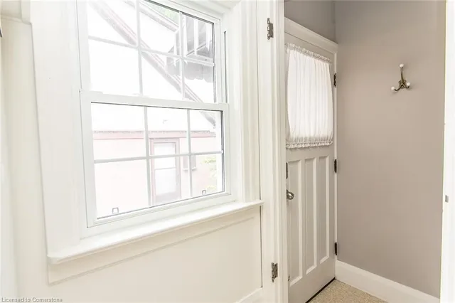 Additional image 23 of 330 Weber St