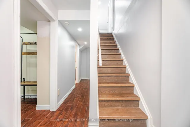 Additional image 36 of 34 Chipmunk Cres