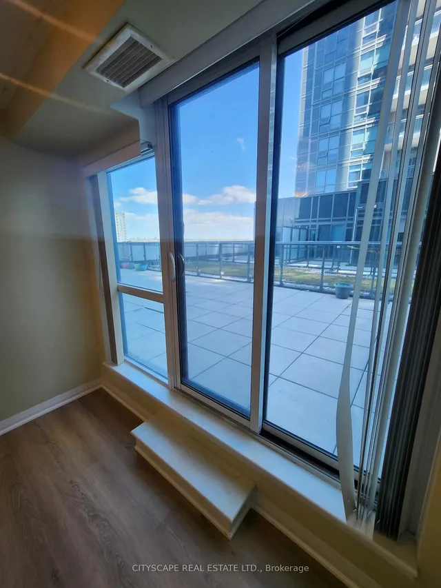 Additional image 17 of 30 MEADOWGLEN Pl Unit 616