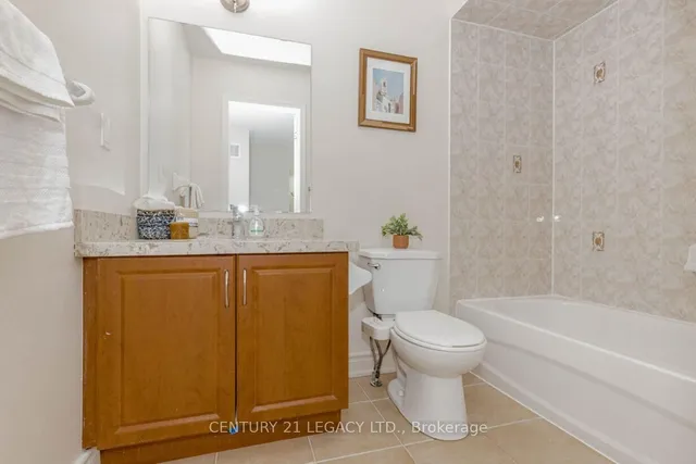 Additional image 37 of 25 Unionville Cres