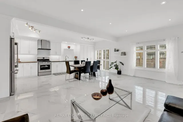 Additional image 20 of 134 Shoreview Pl