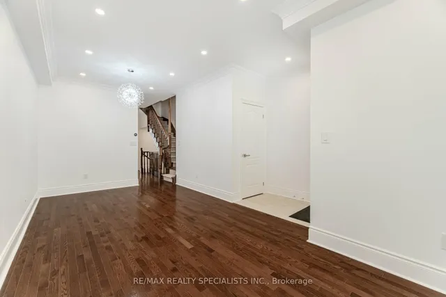 Additional image 5 of 8C Clairtrell Rd