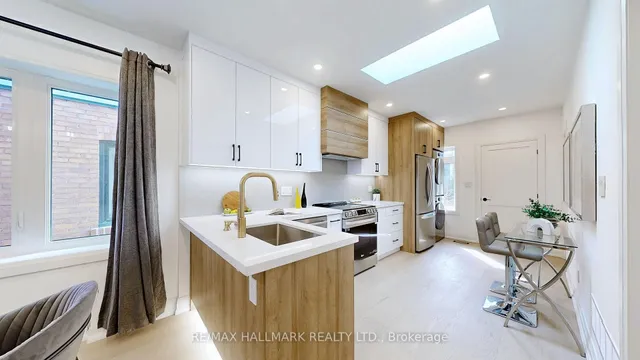 Additional image 11 of 85 Springdale Blvd