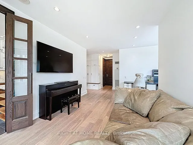 Additional image 24 of 5 Northtown Way Unit 316